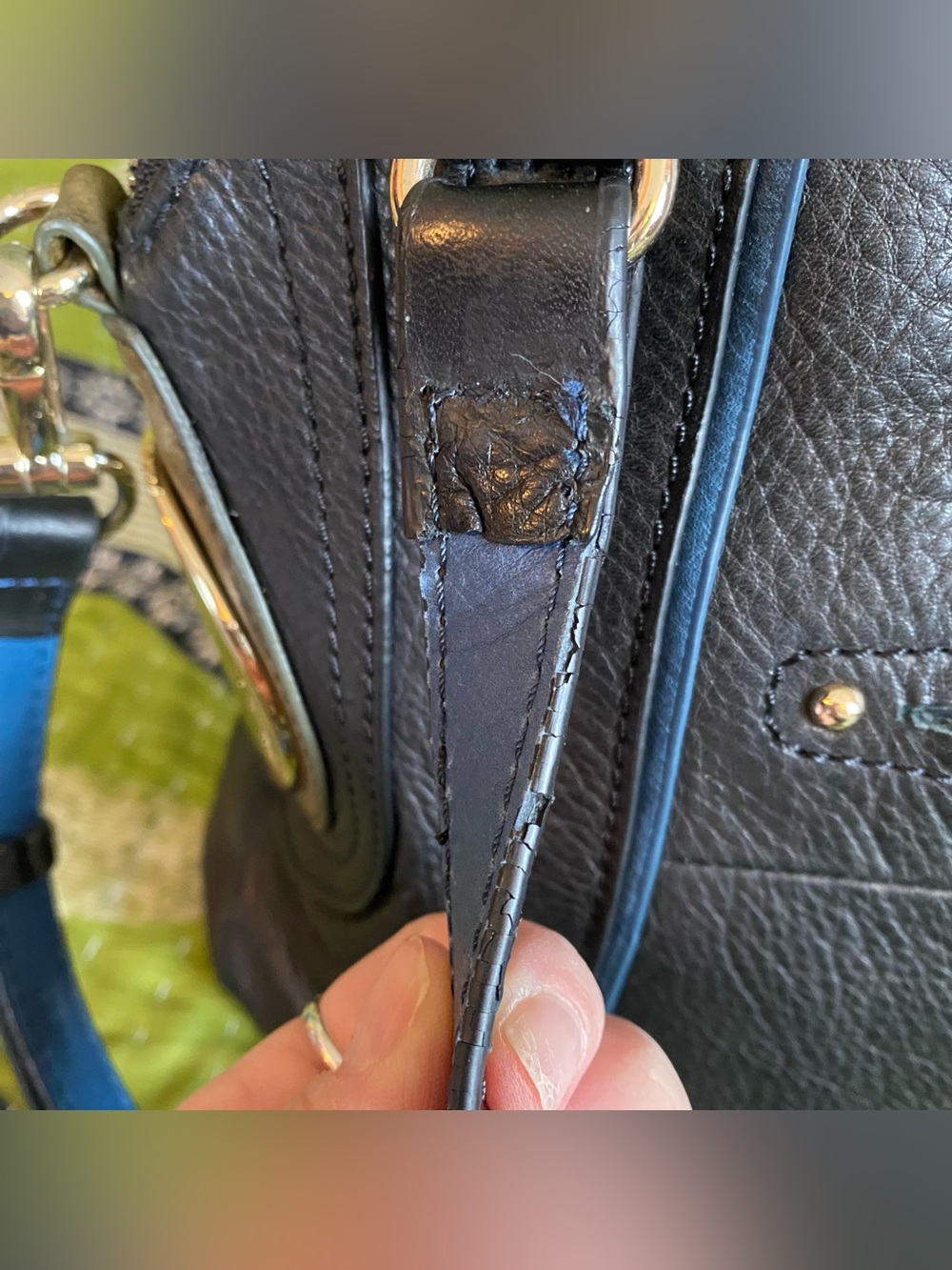 B Makowsky Black/ Blue Downtown Pebbled Leather Crossbody Satchel Purse - Picture 7 of 16